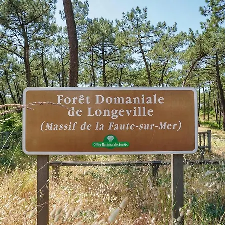 Сasa de vacaciones Stunning Home In La Faute-Sur-Mer